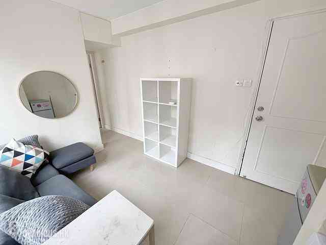 Sai Ying Pun - Fook Moon Building 02