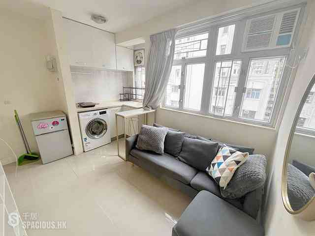 Sai Ying Pun - Fook Moon Building 03