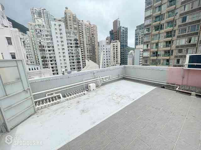 Sai Ying Pun - Fook Moon Building 06
