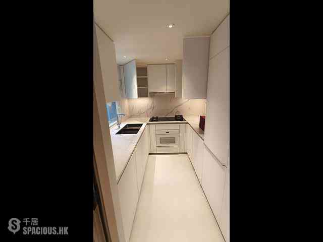 Wan Chai - 33 Kennedy Road 02