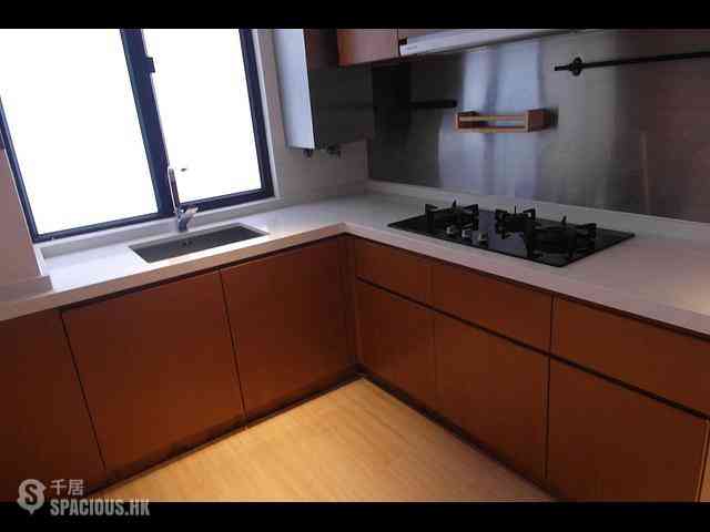 Repulse Bay - South Bay Towers 05
