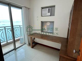 Kennedy Town - The Merton 10
