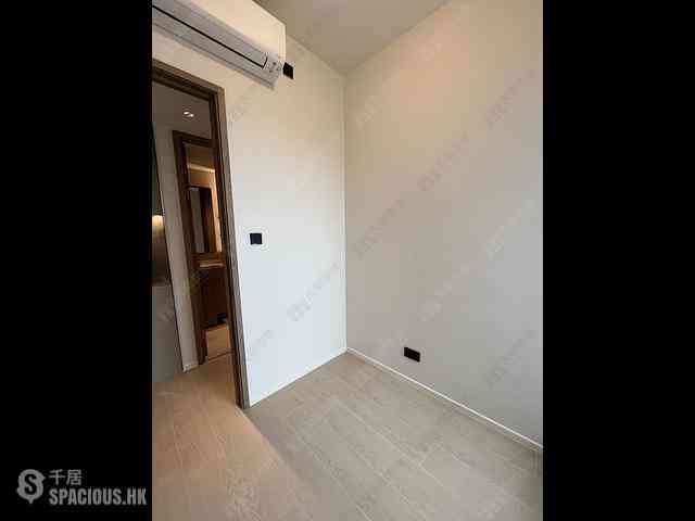 Quarry Bay - Finnie 06