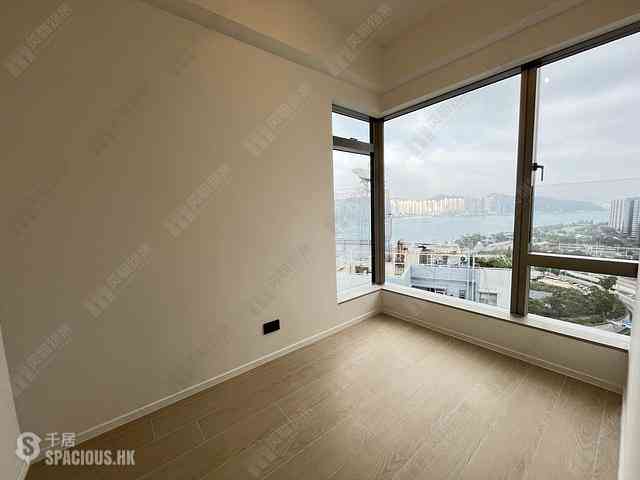 Quarry Bay - Finnie 07
