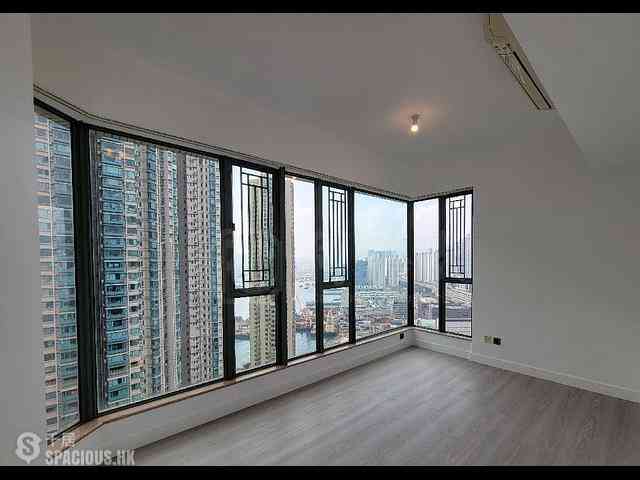 Tai Kok Tsui - Island Harbourview Block 1 12