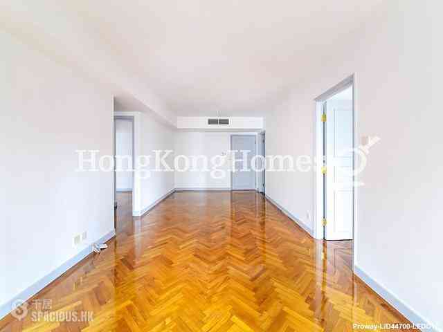 Ap Lei Chau - South Horizons Phase 4 The Oasis Berkeley Court (Block 33) 03