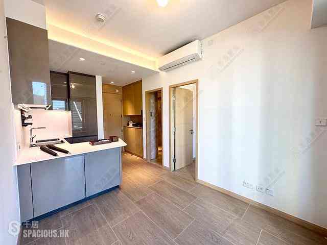 Wong Chuk Hang - The Southside Phase 2 La Marina Tower 2B 03