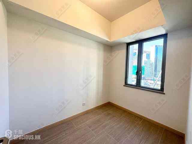 Wong Chuk Hang - The Southside Phase 2 La Marina Tower 2B 04