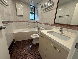 Pok Fu Lam - Bisney Terrace 12