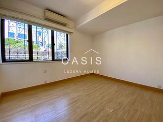 Chung Hom Kok - 19-25, Horizon Drive 05