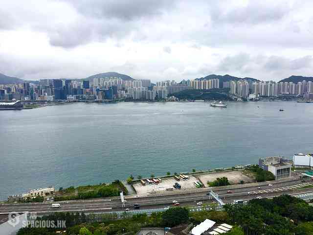 Quarry Bay - Royal Terrace 02