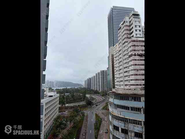 Quarry Bay - Finnie 01