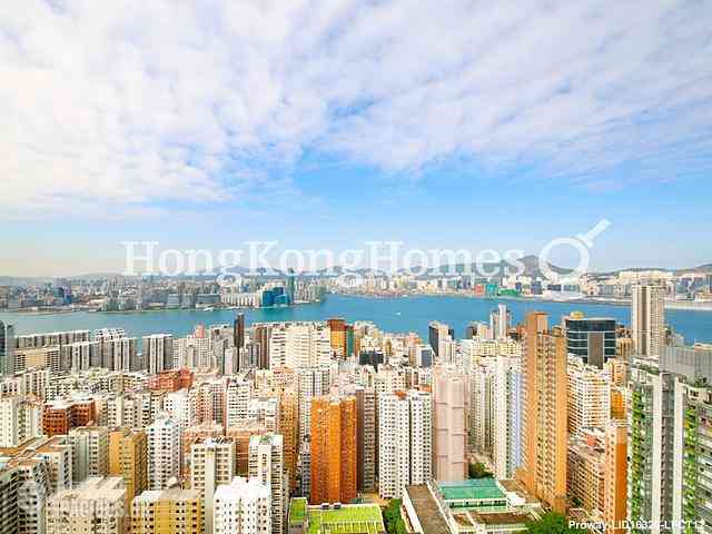 Braemar Hill - Sky Scraper 01