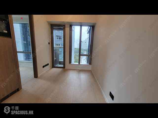 Quarry Bay - Finnie 03