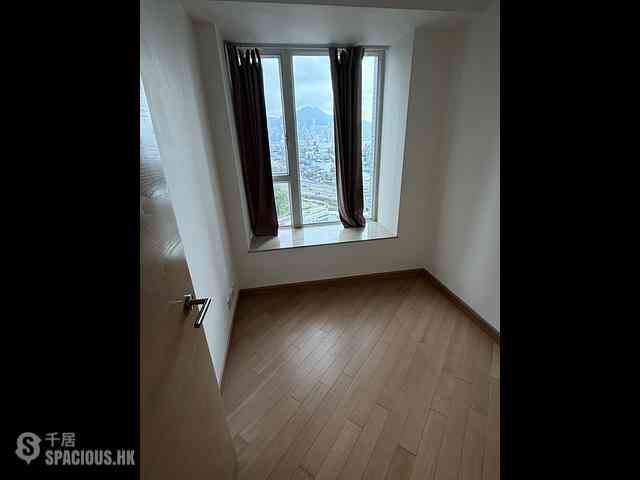 Tai Kok Tsui - Florient Rise Tower 2 07