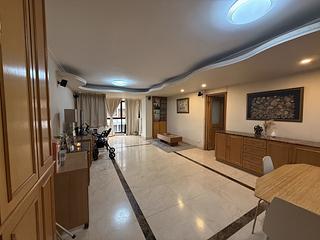 Tsim Sha Tsui East - Hilton Towers 02
