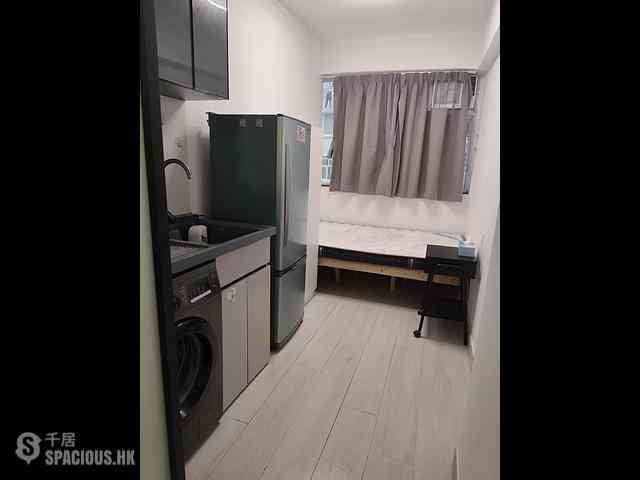 Wan Chai - Golden Jubilee House 17