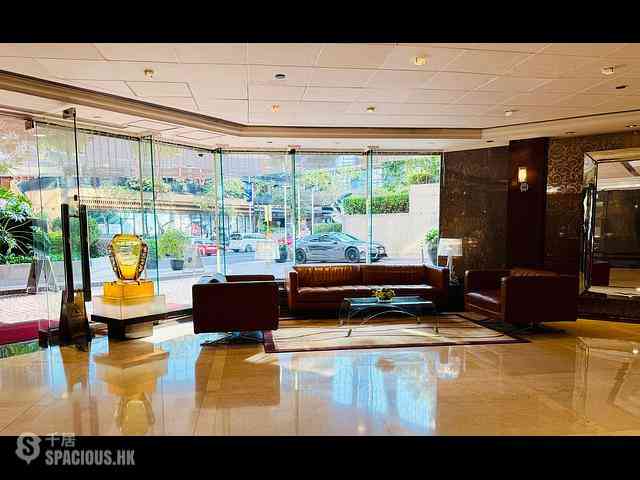 Wan Chai - Convention Plaza Apartments 10
