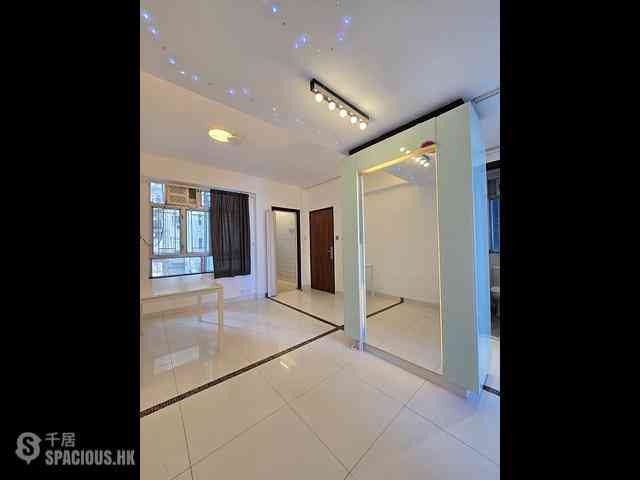 Kennedy Town - Ka On Building 03