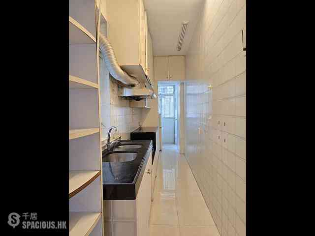 Kennedy Town - Ka On Building 05