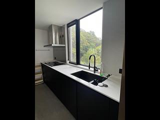 The Peak - Kellett Heights 03