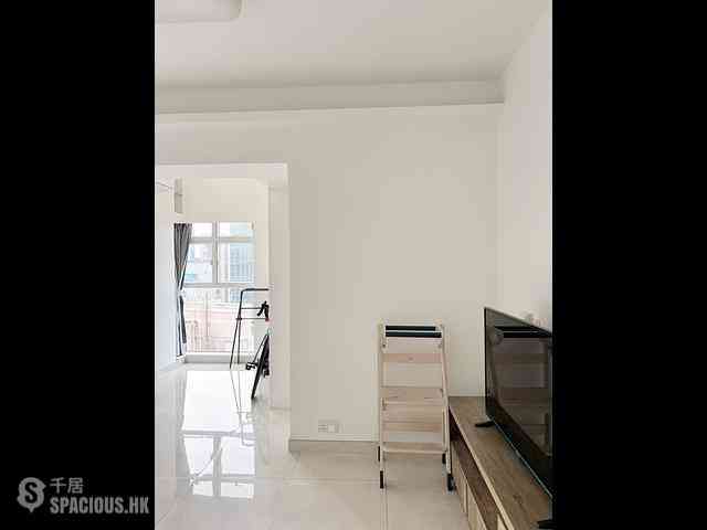 Wan Chai - Manrich Court 03