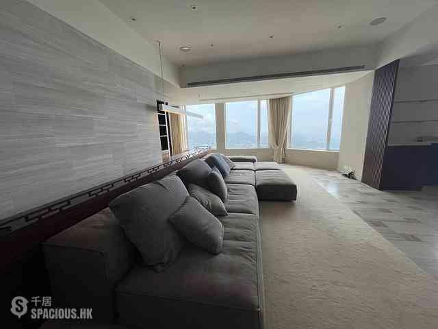 The Peak - La Hacienda Block B 02