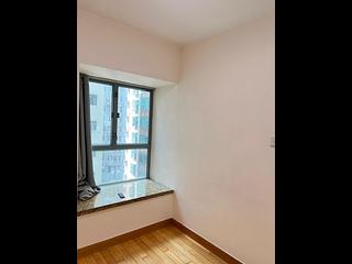 Sheung Wan - Queen's Terrace 07
