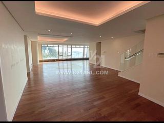 Repulse Bay - The Lily 19