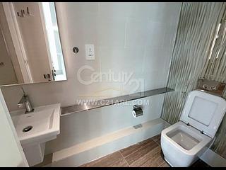 Repulse Bay - The Lily 20