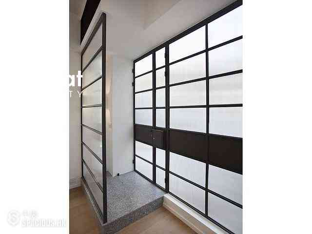 Poho - 41, Square Street 07