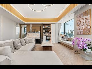 North Point - Fleur Pavilia Tower 2 05