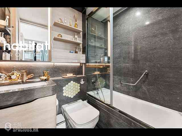 North Point - Fleur Pavilia Tower 2 18