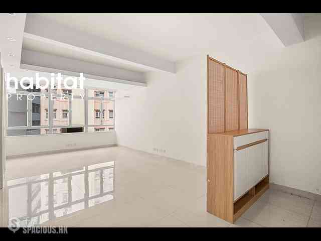 Wan Chai - King Sing Mansion 01