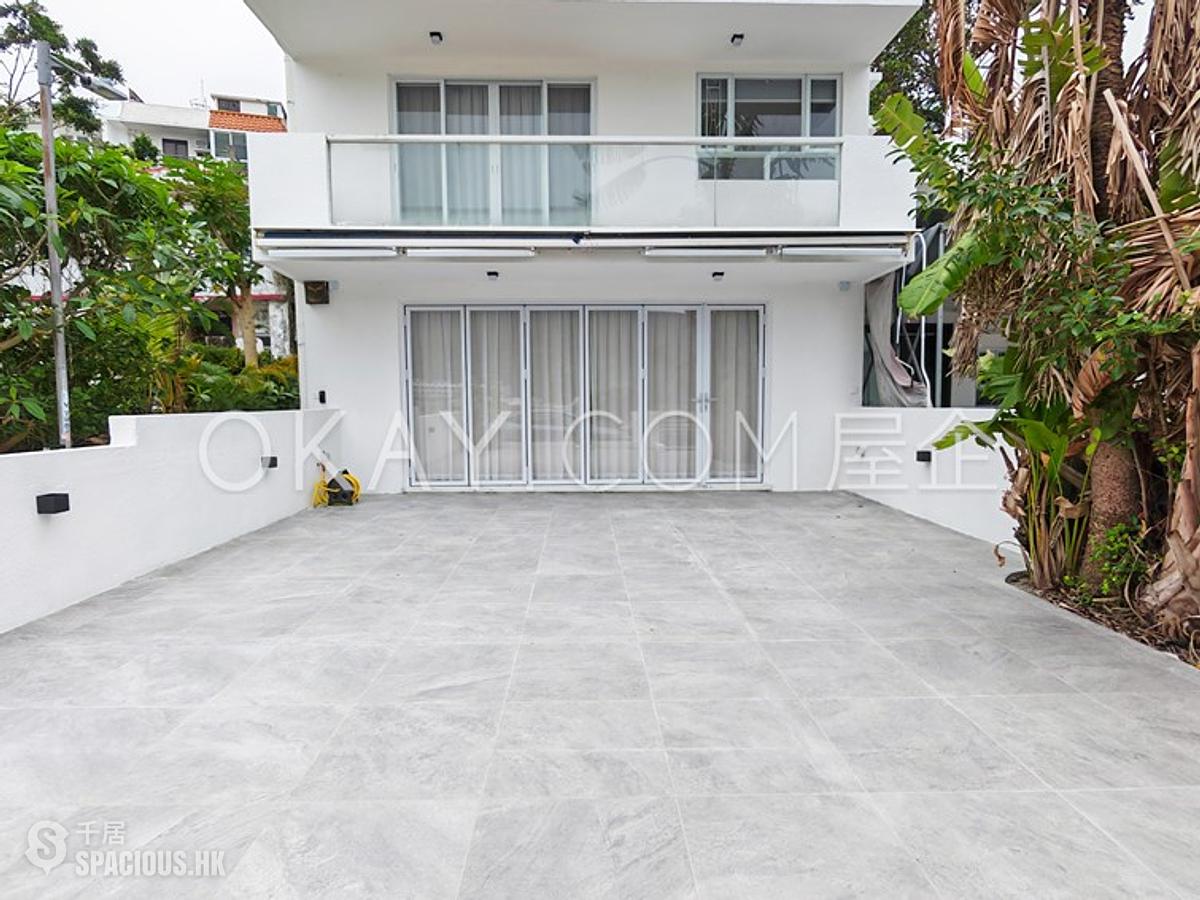 Clear Water Bay - Sheung Sze Wan 01