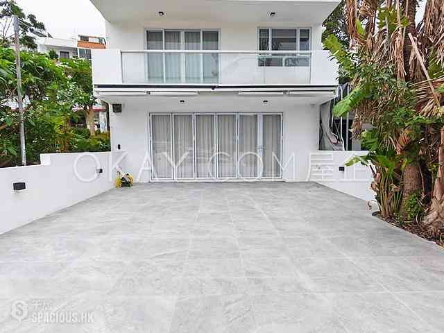 Clear Water Bay - Sheung Sze Wan 01