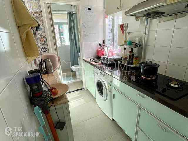 Sheung Wan - 175, Queen's Road West 04