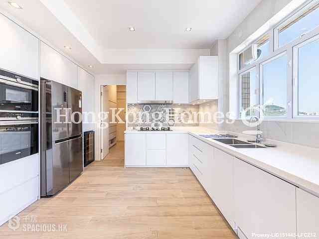 The Peak - Vivian Court 10
