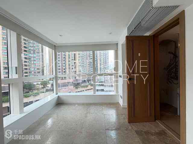 Shek Tong Tsui - Eight South Lane 06