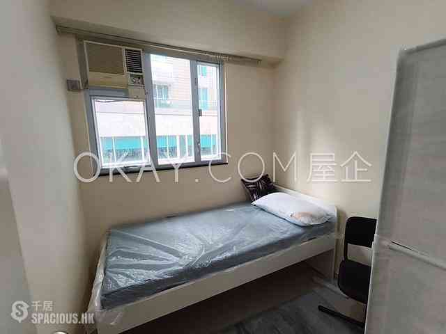 Mid Levels West - Bonanza Court 05