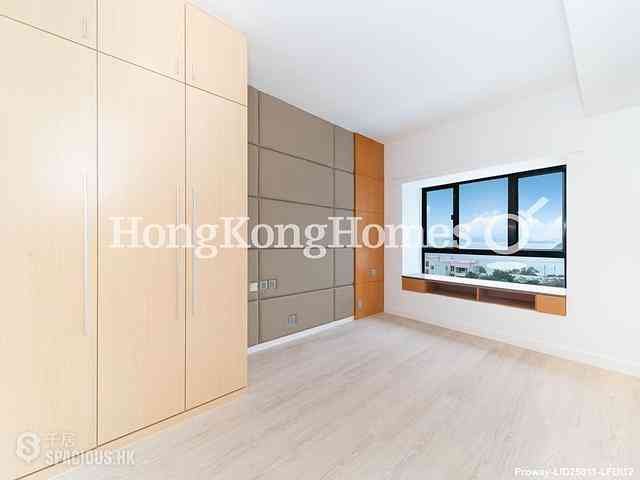 Repulse Bay - The Beachside 06