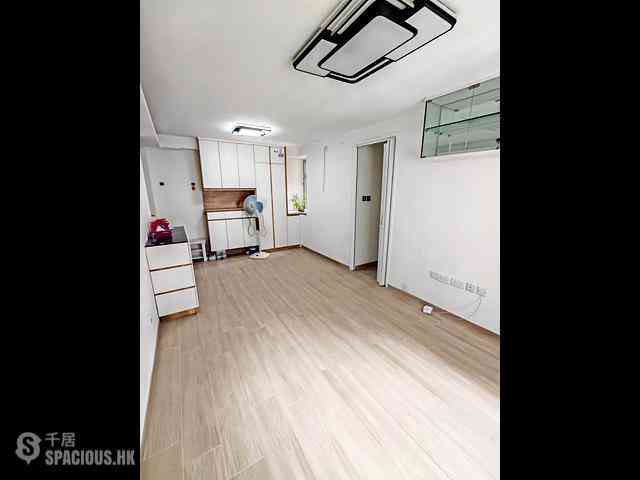 Chai Wan - Greenwood Terrace Block 7 02