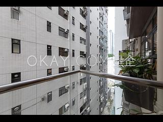 Mid Levels West - Chong Yuen 09