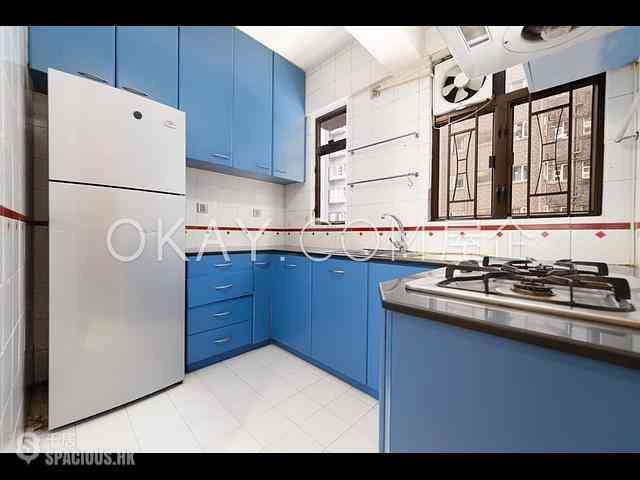 Mid Levels West - Chong Yuen 10