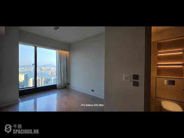 Mid Levels West - The Legacy Phase 1 Tower 2 06