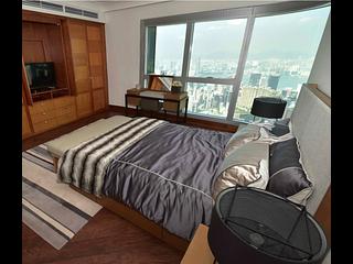 Stubbs Road - The Summit 04