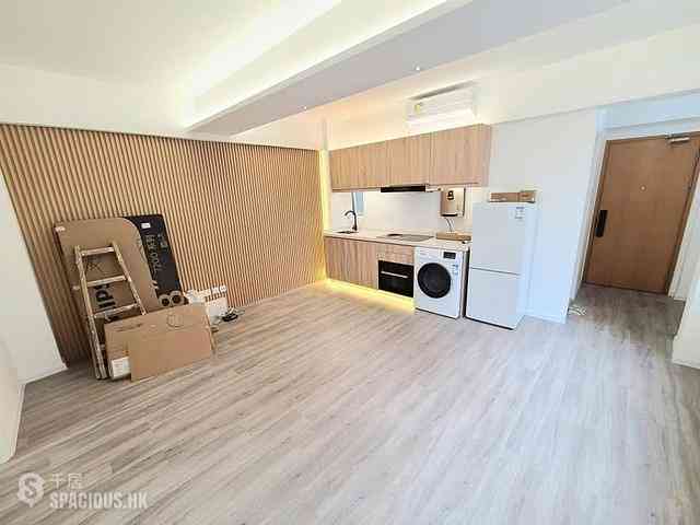 Sai Wan Ho - 170, Shau Kei Wan Road 01