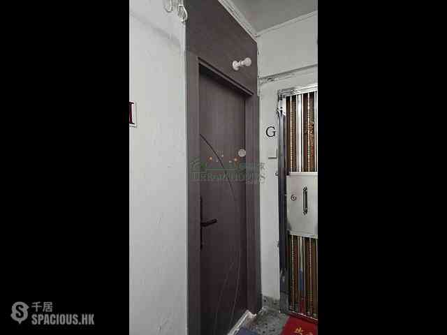 Kennedy Town - Tung Hing Mansion 06