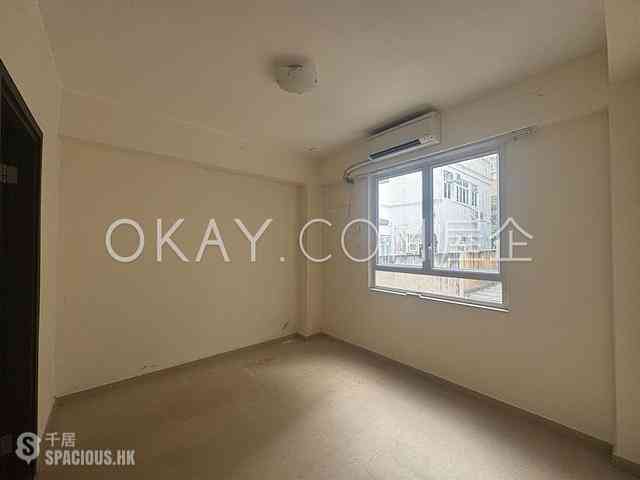 Tai Hang - Yik Kwan Villa 17