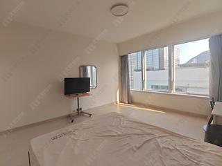 Wan Chai - Convention Plaza Apartments 06